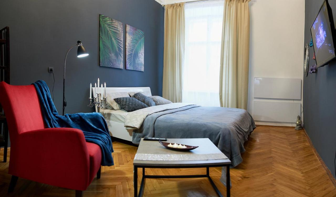 Stylish Apartments In The Center 리비프 외부 사진